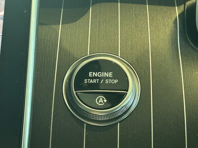 2025 Mercedes-BENZ C-CLASS — миниатюра 21