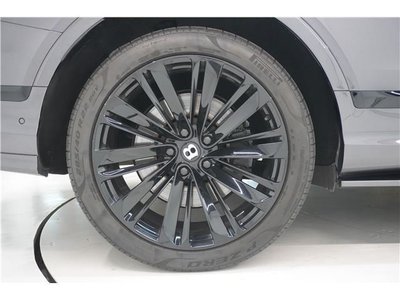 صورة مصغرة 13 لـ 2021 Bentley BENTAYGA
