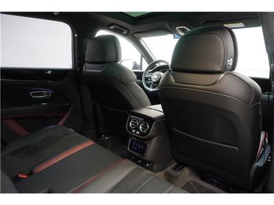 صورة مصغرة 66 لـ 2021 Bentley BENTAYGA