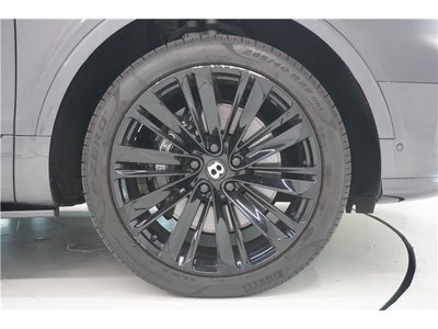 صورة مصغرة 12 لـ 2021 Bentley BENTAYGA