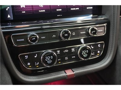 صورة مصغرة 45 لـ 2021 Bentley BENTAYGA
