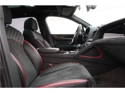 صورة مصغرة 57 لـ 2021 Bentley BENTAYGA