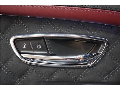 صورة مصغرة 44 لـ 2021 Bentley BENTAYGA