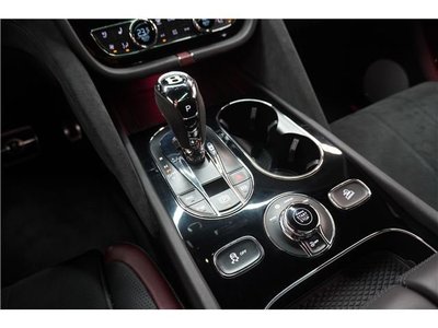 صورة مصغرة 31 لـ 2021 Bentley BENTAYGA