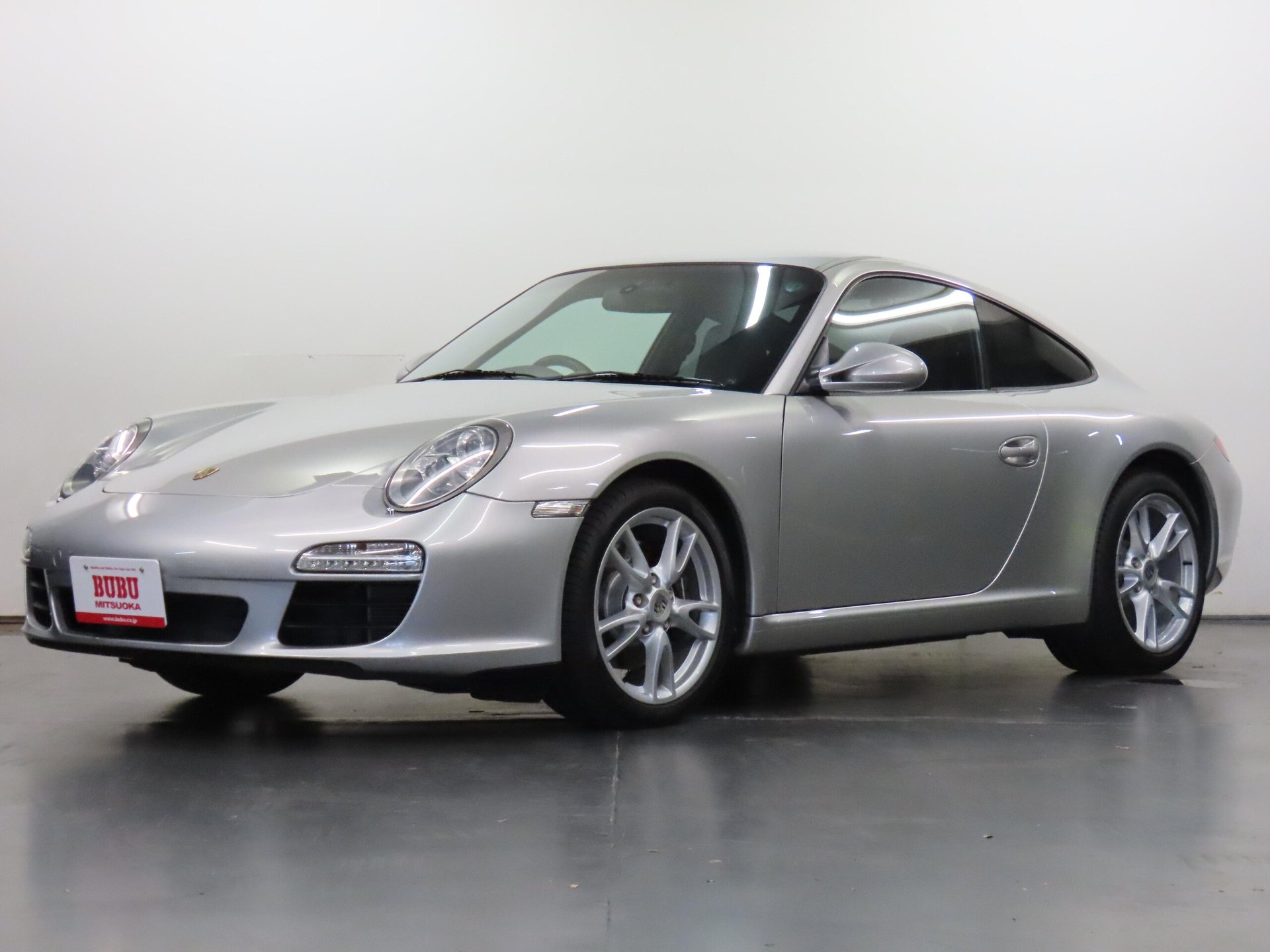 PORSCHE 911 - View 1