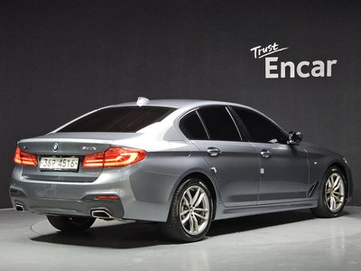 BMW 5 SERIES - 4