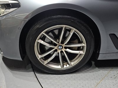 BMW 5 SERIES - 6
