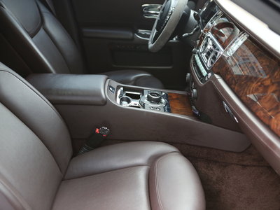 صورة 10 لـ 2016 ROLLS-ROYCE GHOST