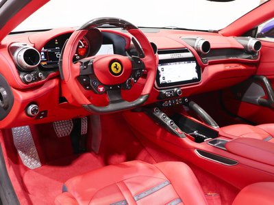 صورة 16 لـ 2019 Ferrari GTC4 LUSSO