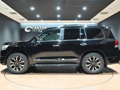 TOYOTA LAND CRUISER 200 - 5