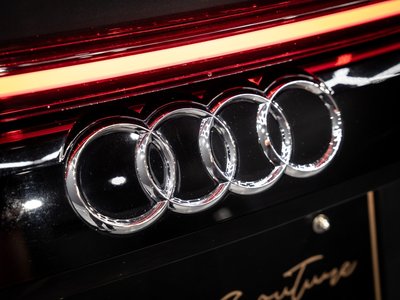 2019 AUDI Q8 — миниатюра 78