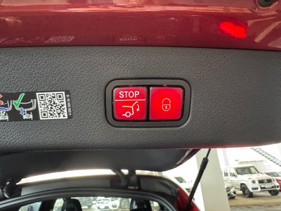 MERCEDES-BENZ GLC - 10