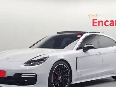 PORSCHE PANAMERA - 2