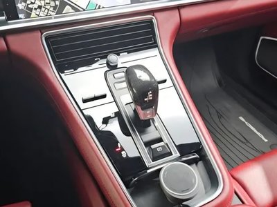 PORSCHE PANAMERA - 9