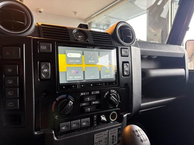 صورة مصغرة 23 لـ 2010 LAND Rover DEFENDER
