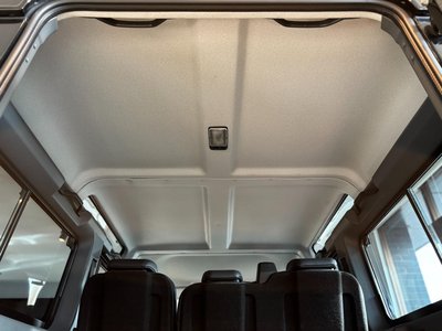 صورة مصغرة 30 لـ 2010 LAND Rover DEFENDER