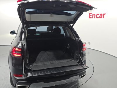 2023 BMW X5 — миниатюра 35