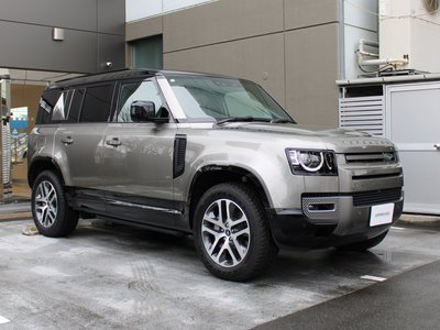 LAND ROVER DEFENDER - 6