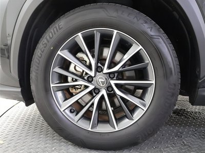 2023 Lexus NX — миниатюра 17