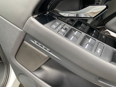 2025 LAND Rover RANGE ROVER EVOQUE — миниатюра 34