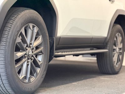TOYOTA LAND CRUISER 250 - 8