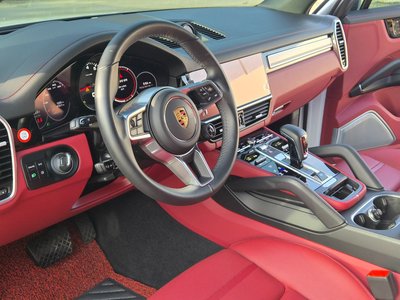 PORSCHE CAYENNE - 4