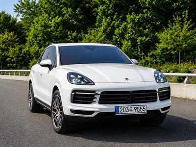 PORSCHE CAYENNE - 1