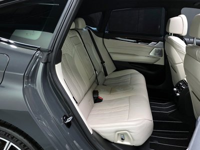 2024 BMW 6 SERIES GT — миниатюра 17