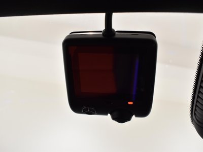MERCEDES-BENZ GLA - 10