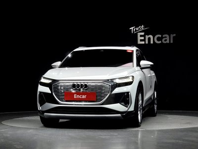AUDI Q4 E-TRON - 2