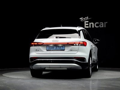 AUDI Q4 E-TRON - 3