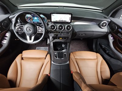 MERCEDES-BENZ GLC - 4