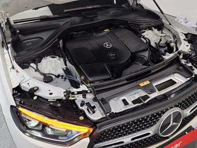 MERCEDES-BENZ GLC - 7