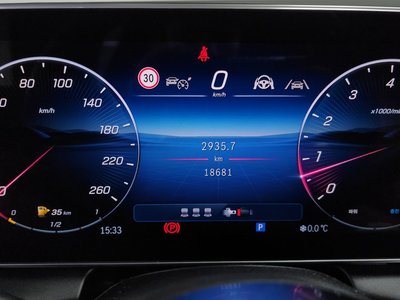 MERCEDES-BENZ GLC - 8