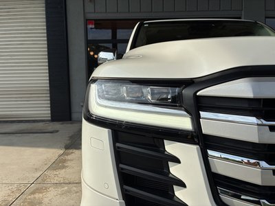 صورة مصغرة 25 لـ 2023 Toyota LAND CRUISER 300