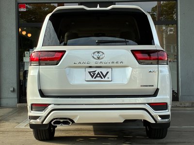 صورة مصغرة 77 لـ 2023 Toyota LAND CRUISER 300