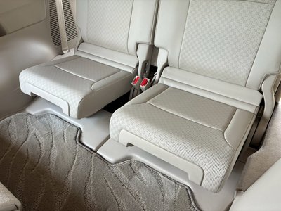 صورة مصغرة 52 لـ 2023 Toyota LAND CRUISER 300