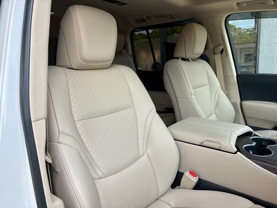 صورة مصغرة 31 لـ 2023 Toyota LAND CRUISER 300