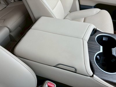 صورة مصغرة 22 لـ 2023 Toyota LAND CRUISER 300