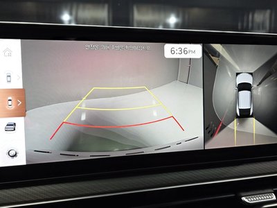 2022 Genesis GV60 — миниатюра 21