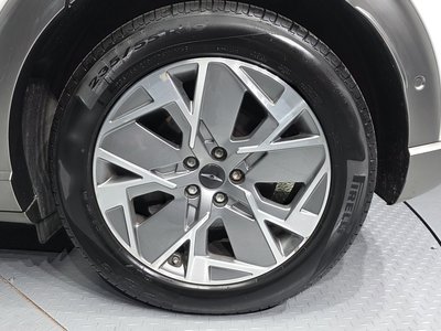 2022 Genesis GV60 photo 8