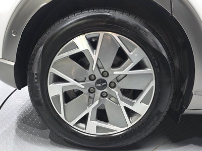 2022 Genesis GV60 photo 6