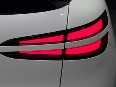 2022 Genesis GV60 photo 10