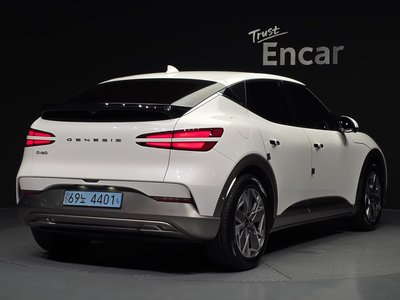 2022 Genesis GV60 photo 3