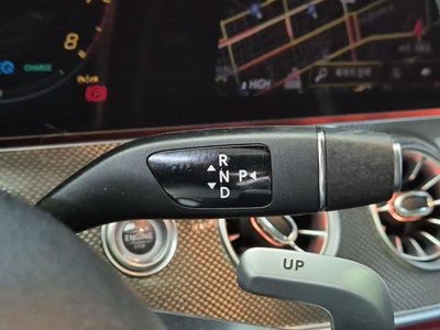 MERCEDES-BENZ E-CLASS - 8