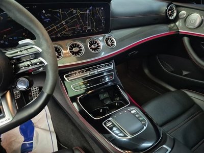 MERCEDES-BENZ E-CLASS - 10