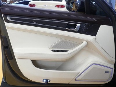 صورة مصغرة 11 لـ 2022 Porsche PANAMERA