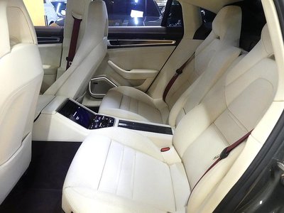 صورة مصغرة 16 لـ 2022 Porsche PANAMERA