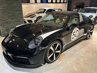 2020 Porsche 911 — миниатюра 19