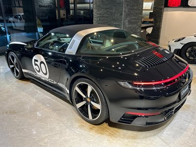 2020 Porsche 911 — миниатюра 26